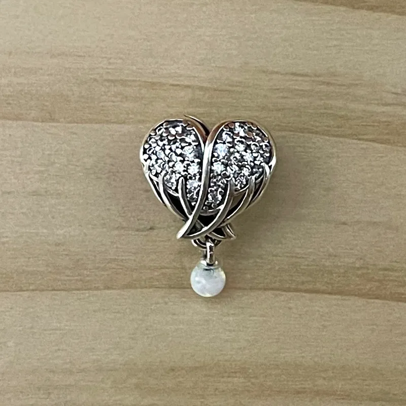 Charms de Corazón con alas