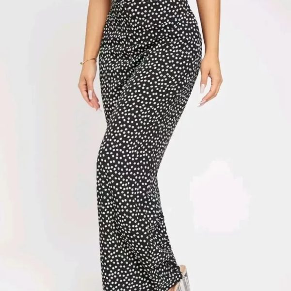  Pantalón Palazzo Lunares – Elegancia y Comodidad ⚪