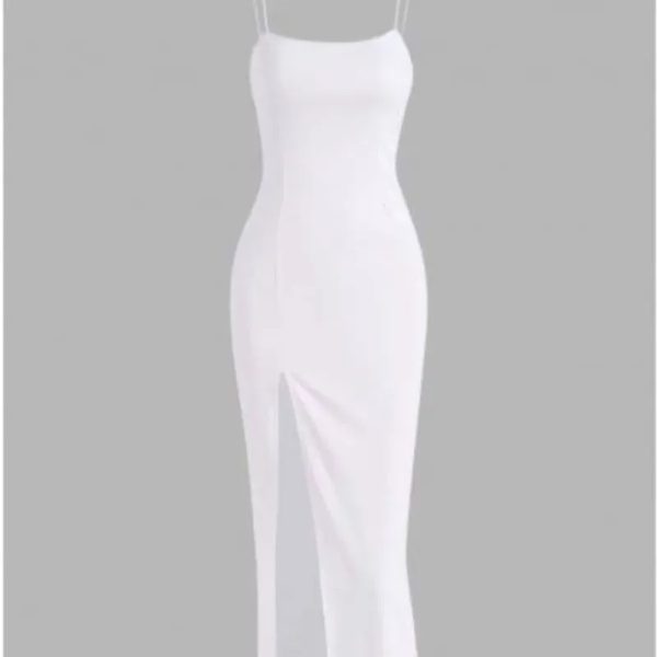 Vestido con abertura