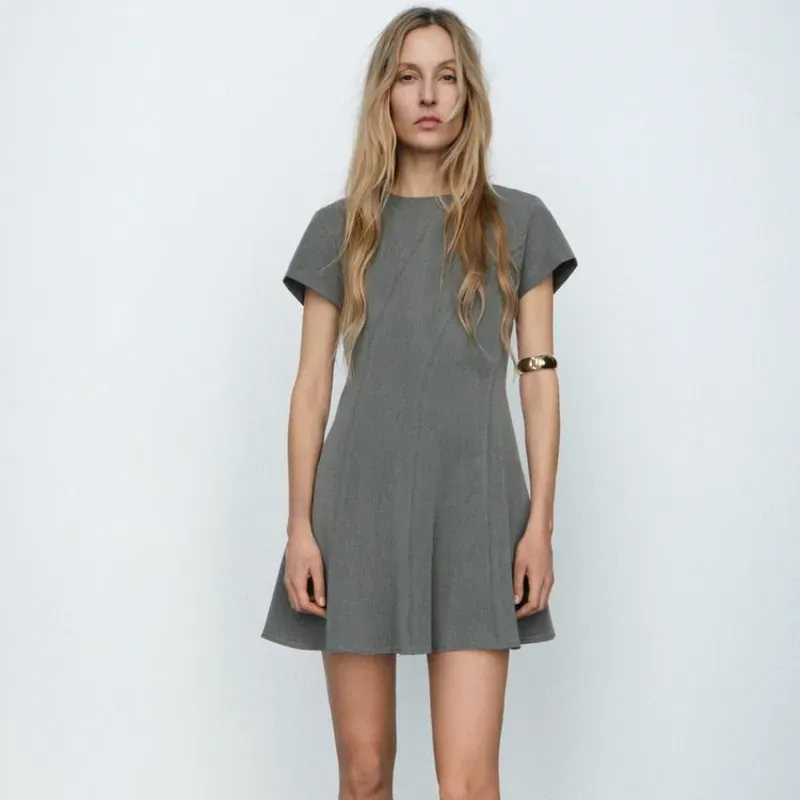 Vestido Zara gris