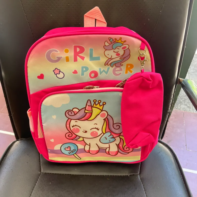 Mochila de niña con cartuchera