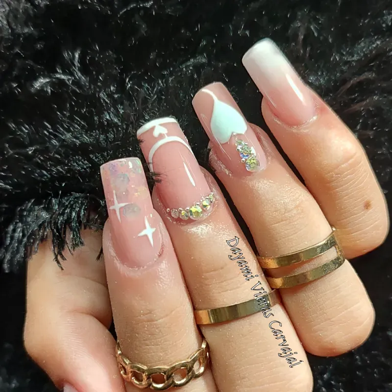 Uñas de poligel medianas