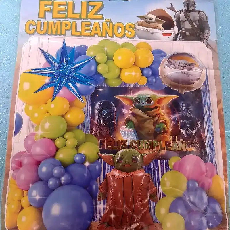 Set arco de globos "STAR WARS, BABY YODA"