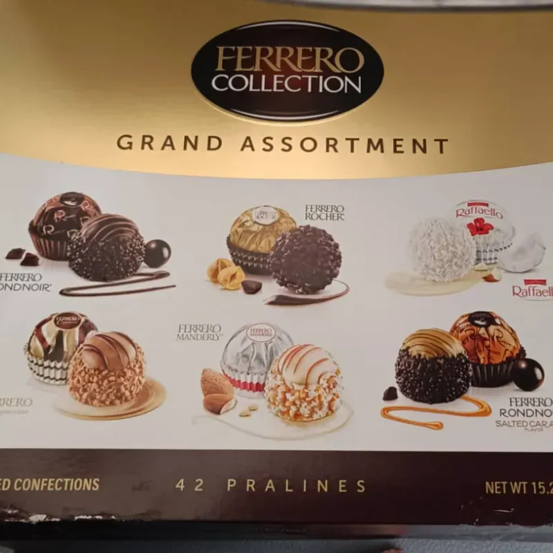 Cajas de 48 bombones ferreros