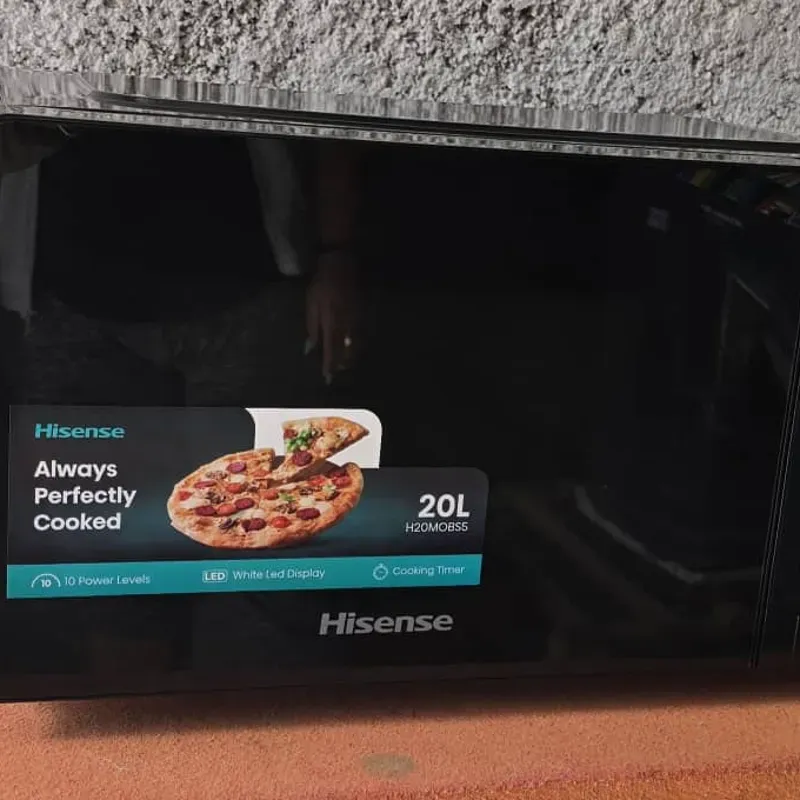 Microondas de 20 L. Marca Hisense