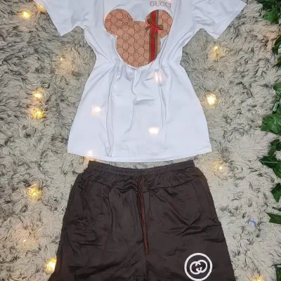 Conjunto de short y pullover