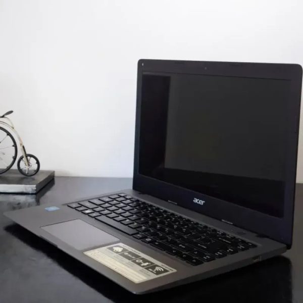 Laptop Acer, básicamente nueva ✨
