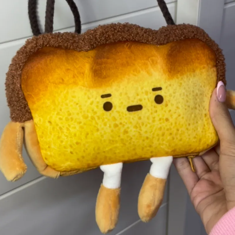 Neceser con forma de tostada