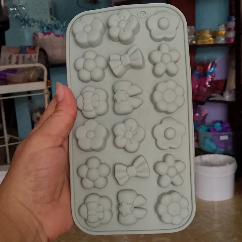 Molde flores y lazos