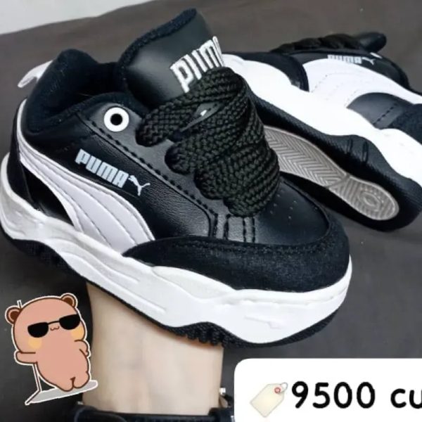 PUMA NEGRO DETALLES BLANCOS