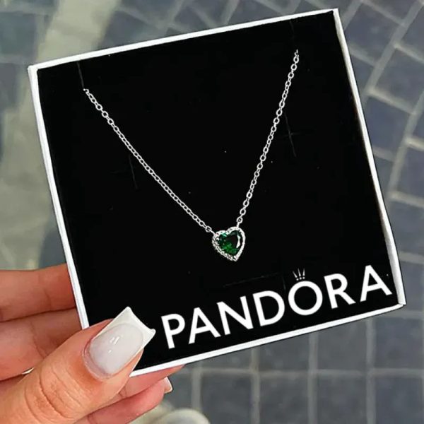 Cadena de Corazón Verde