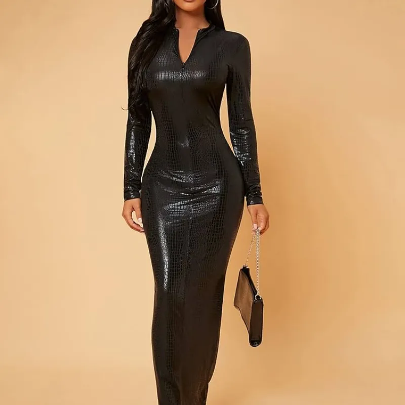 Vestido negro piel de serpiente