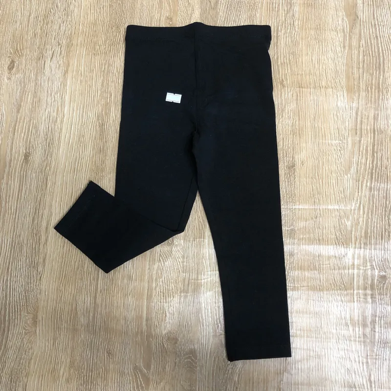 Legging color negro