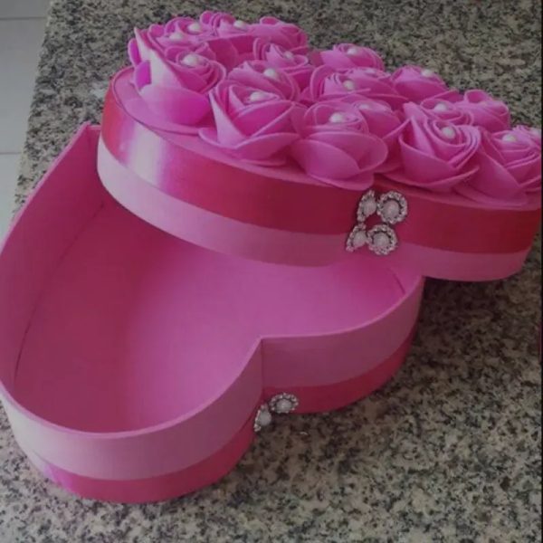 Corazón de maquillajes