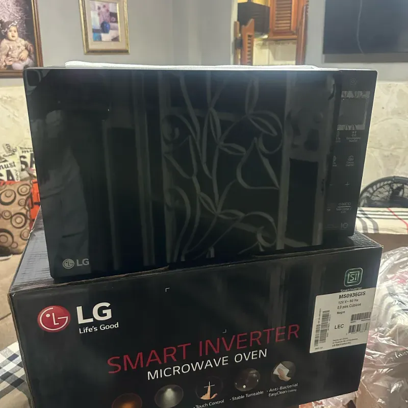 Microwave LG Digital de 20 L