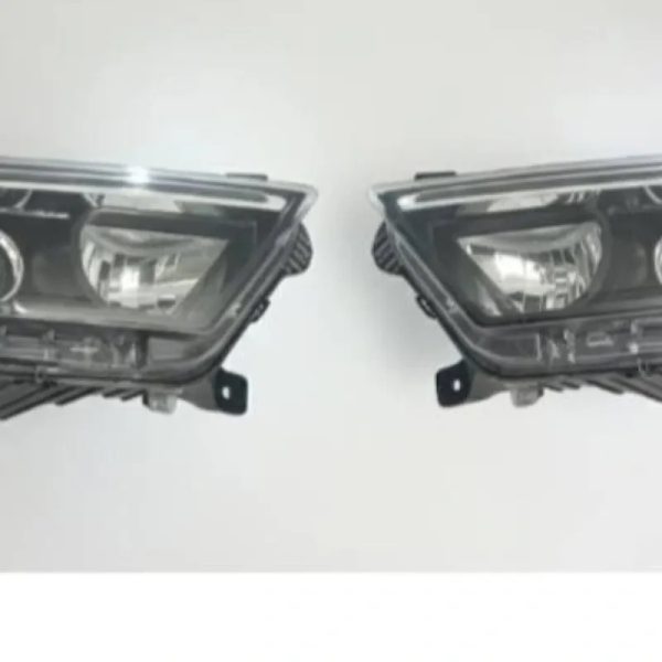 Farol delantero izquierdo y derecha BAW