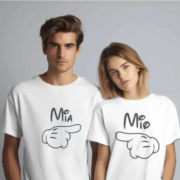 Pareja de pullover blancos