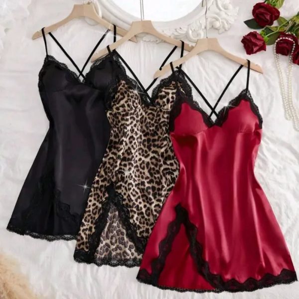 Vestido pijama con abertura lateral NEGRO-ROJO-ANIMAL PRINT