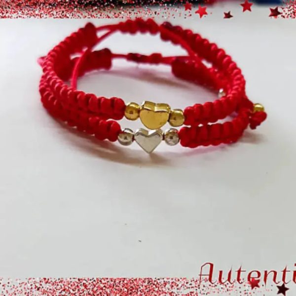 Pareja Pulsos rojos  tejidos con corazon plateado/ dorado