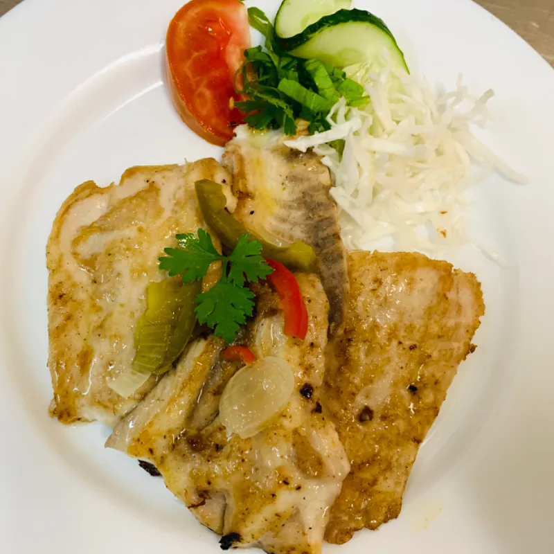 Filete de pescado grillé