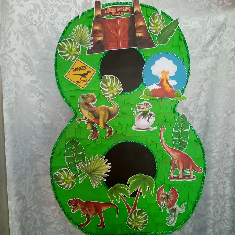 Piñata de numero Dino