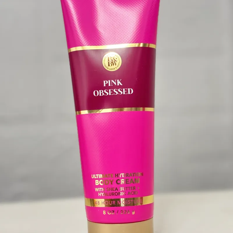 PINK OBSESSED (Crema Corporal)