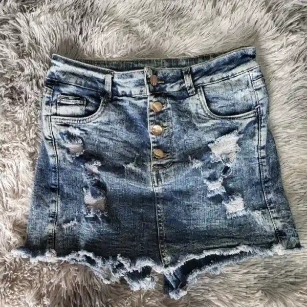 Saya Short 