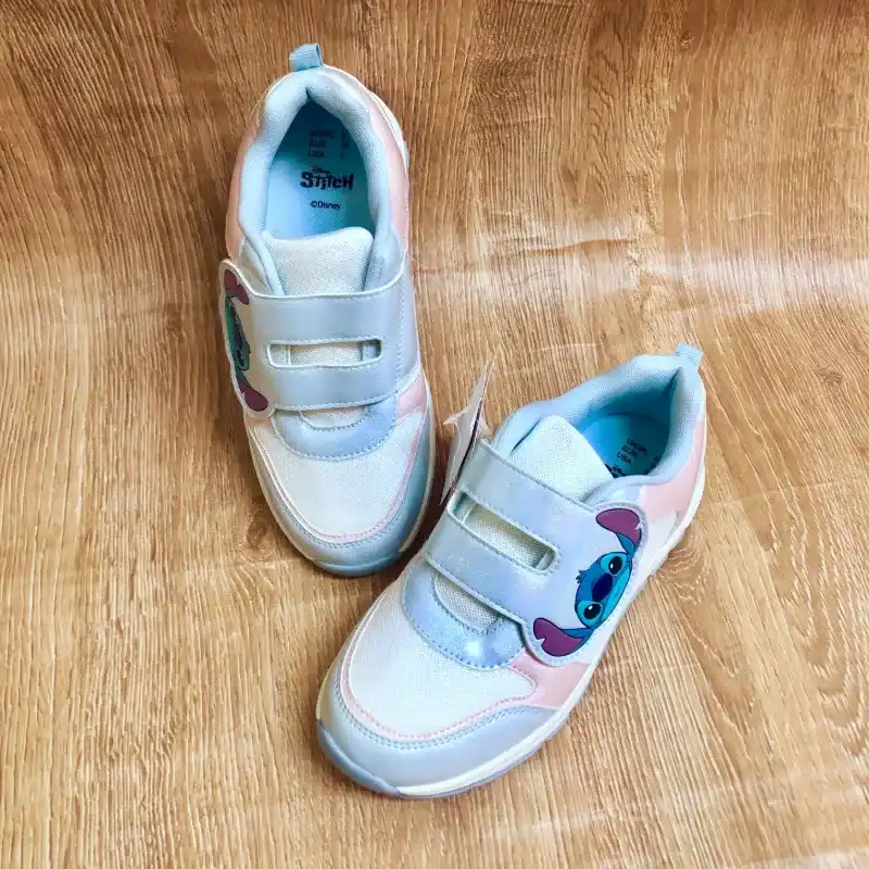 Zapatos de Stitch