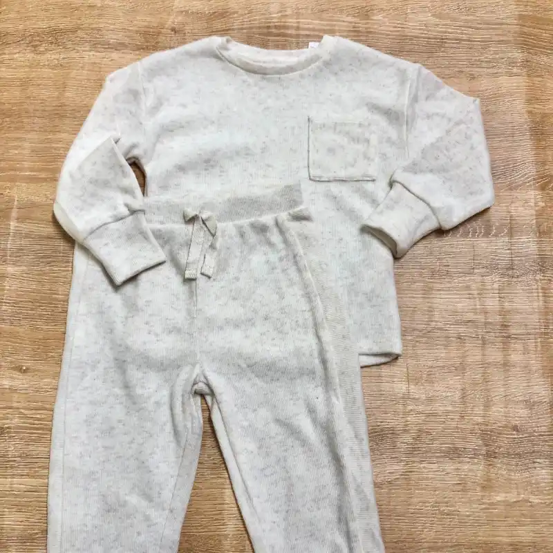 Conjunto color crema