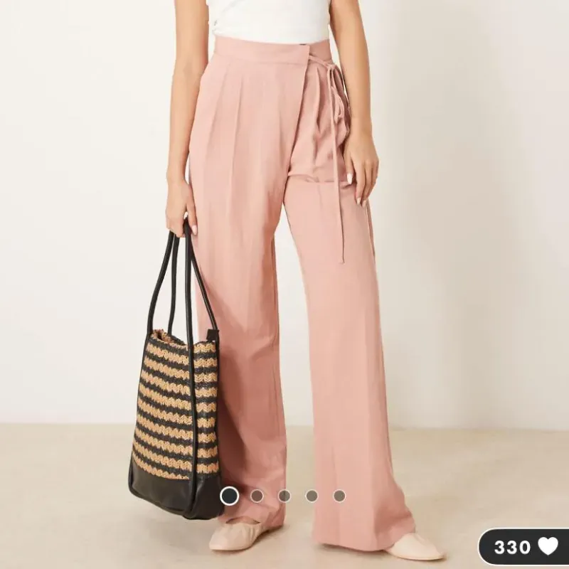 Pantaloneta mamey Asos