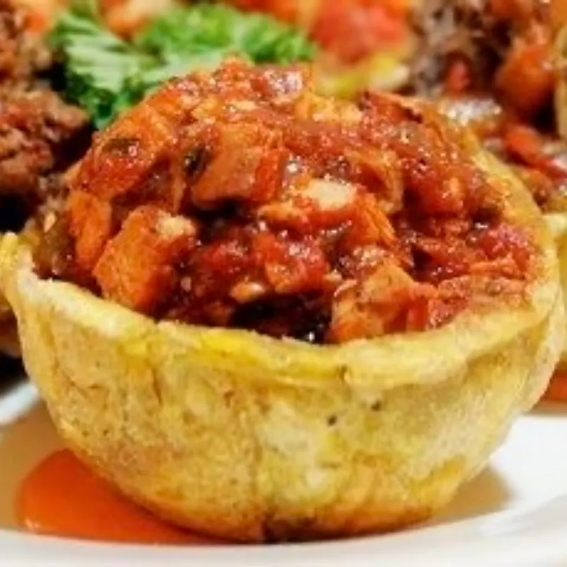 Tostones rellenos de langosta