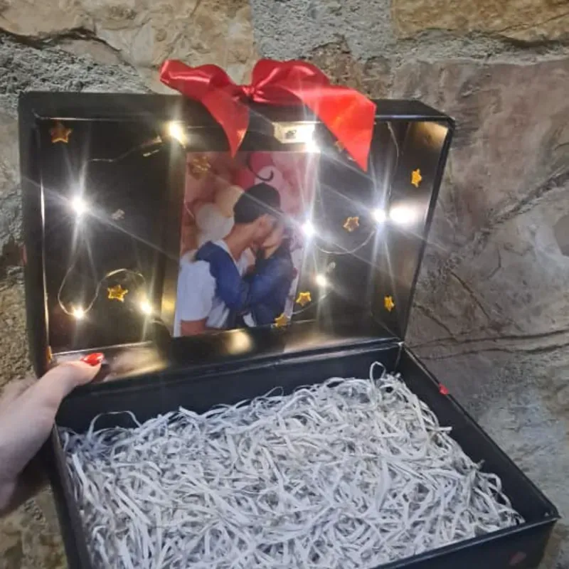 Caja Grande para guardar Regalo