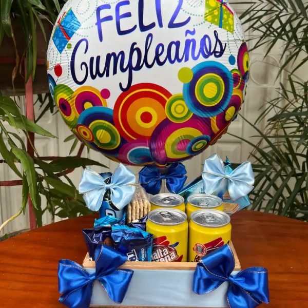 Caja (tamaño mediano) con confituras variadas