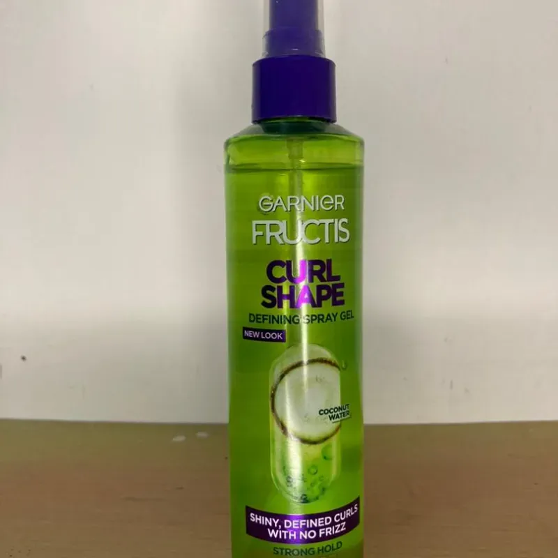 *Gel definidor de rizos*