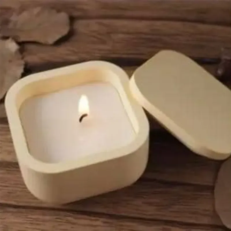 Maceta cuadrada con tapa. Para plantas artificiales o para velas (no incluidas)