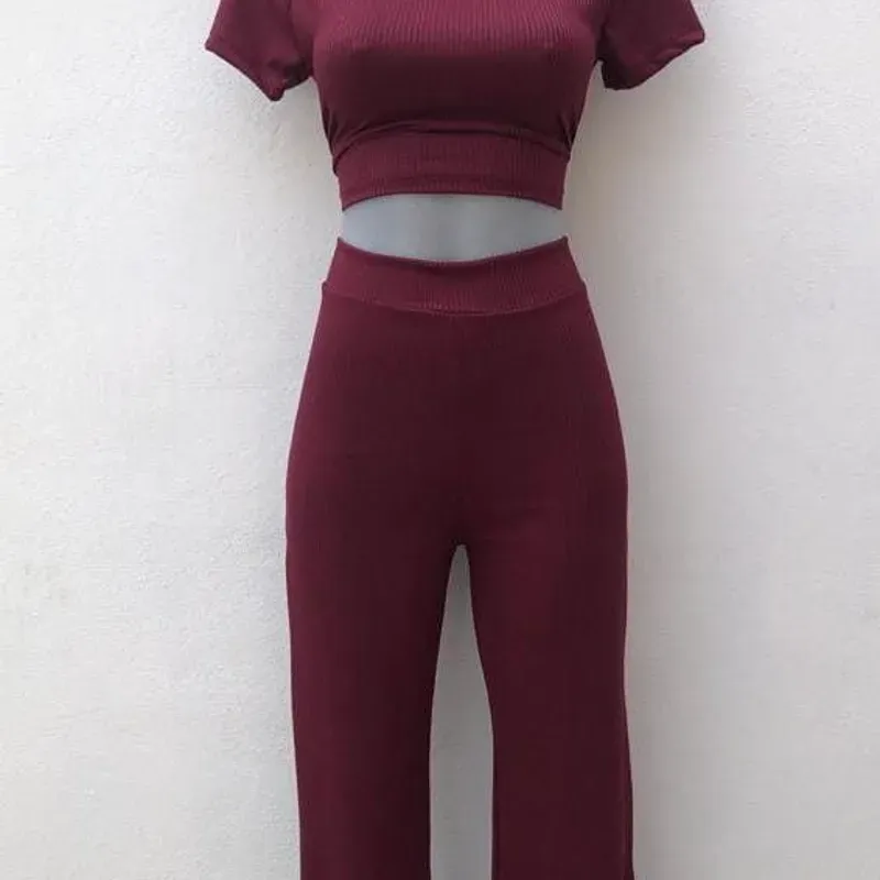 Pantaloneta y pullover