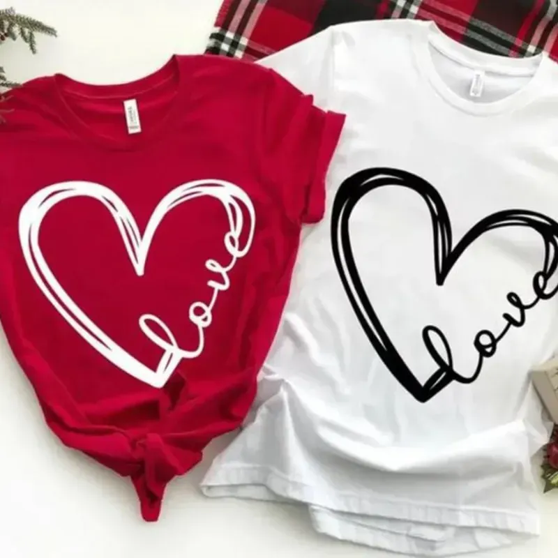 Pareja de pullover rojo y blanco