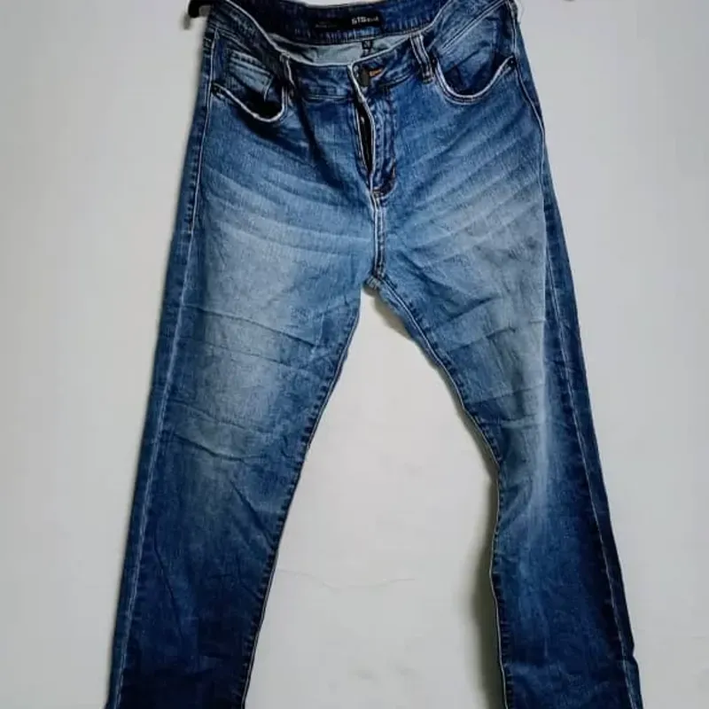 Pantalón de mezclilla