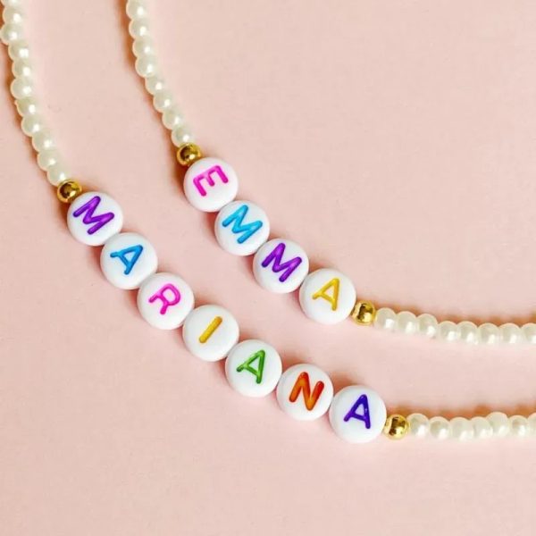 Collar con nombres