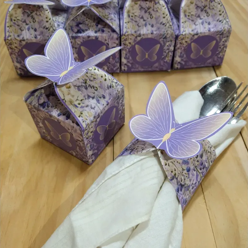 Cajita de regalo y servilletero de mariposa