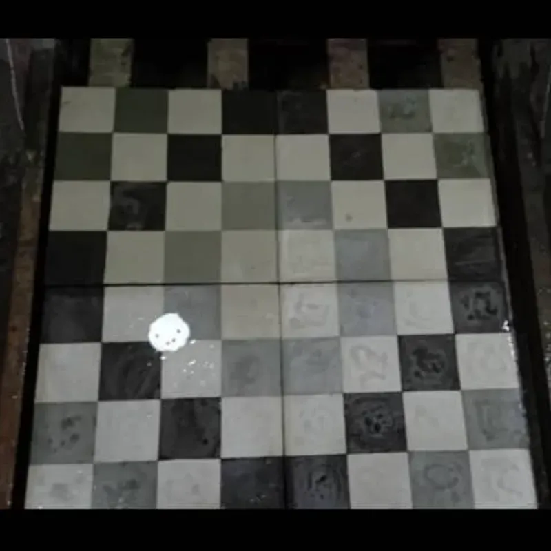 Colonial de cuadros gris negro y blanco