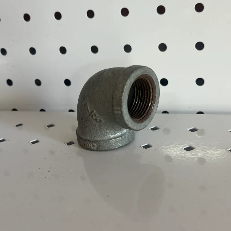 Codo Acero Galvanizado  3/4 x 90