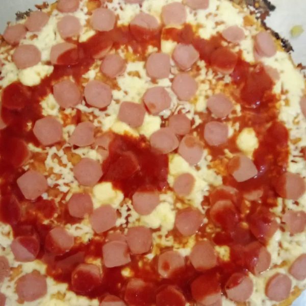 Pizza familiar especial de salchicha