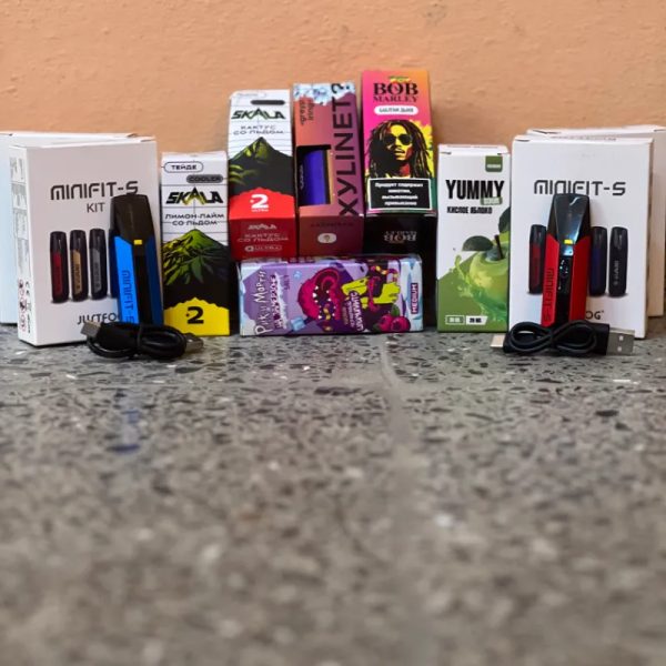 Cigarro electrónico justfog minifit s + pomo de líquido de 30ml de 1% y 2% de nicotina