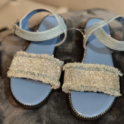 Sandalias planas azules