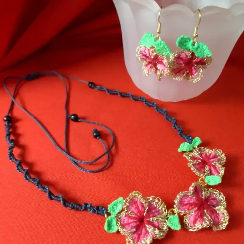 Juego primaveral 3 flores.