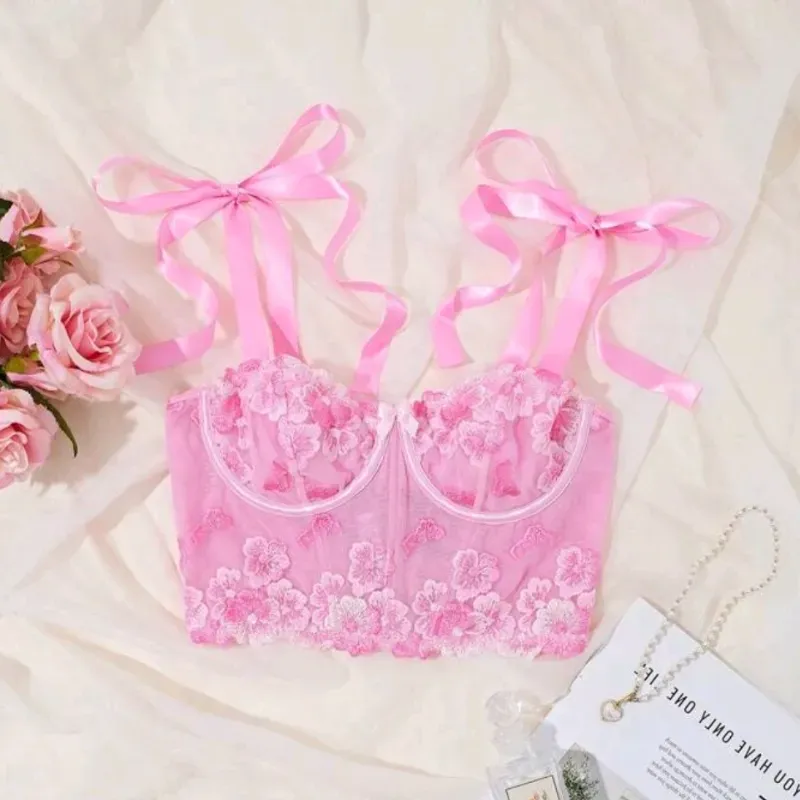  Top con tirantes de cintas y bordados — Rosado