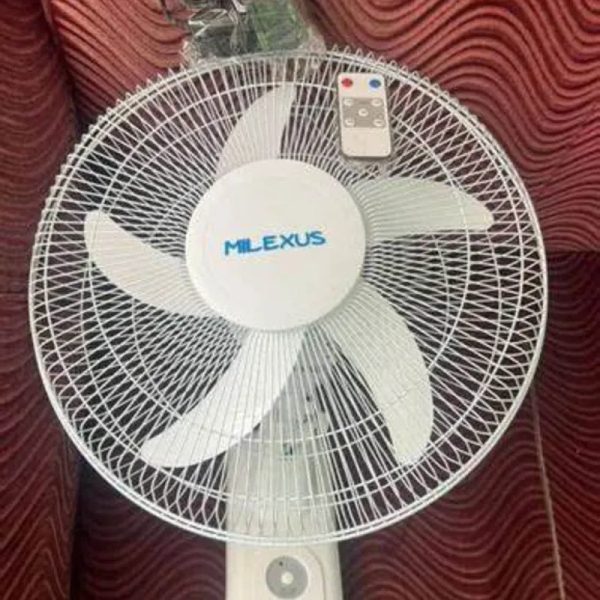 Ventilador recargable de pared milexus