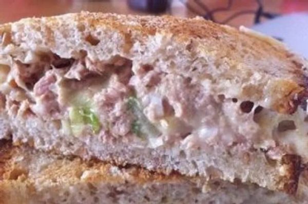 Sandwich de Atún
