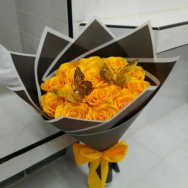 Ramo de rosas eternas